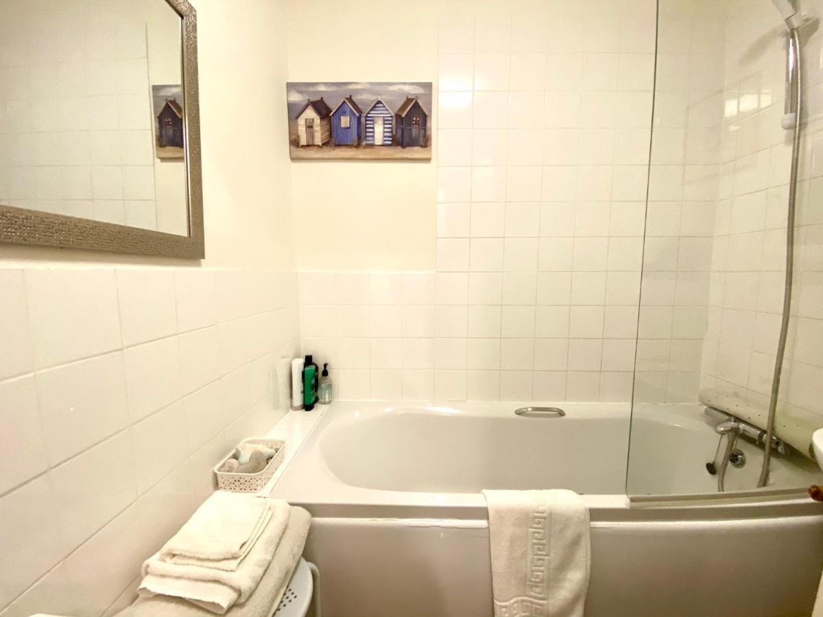 Grosvenor Apartments In Bath - Great For Families, Groups, Couples, 80 Sq M, Parking Luaran gambar