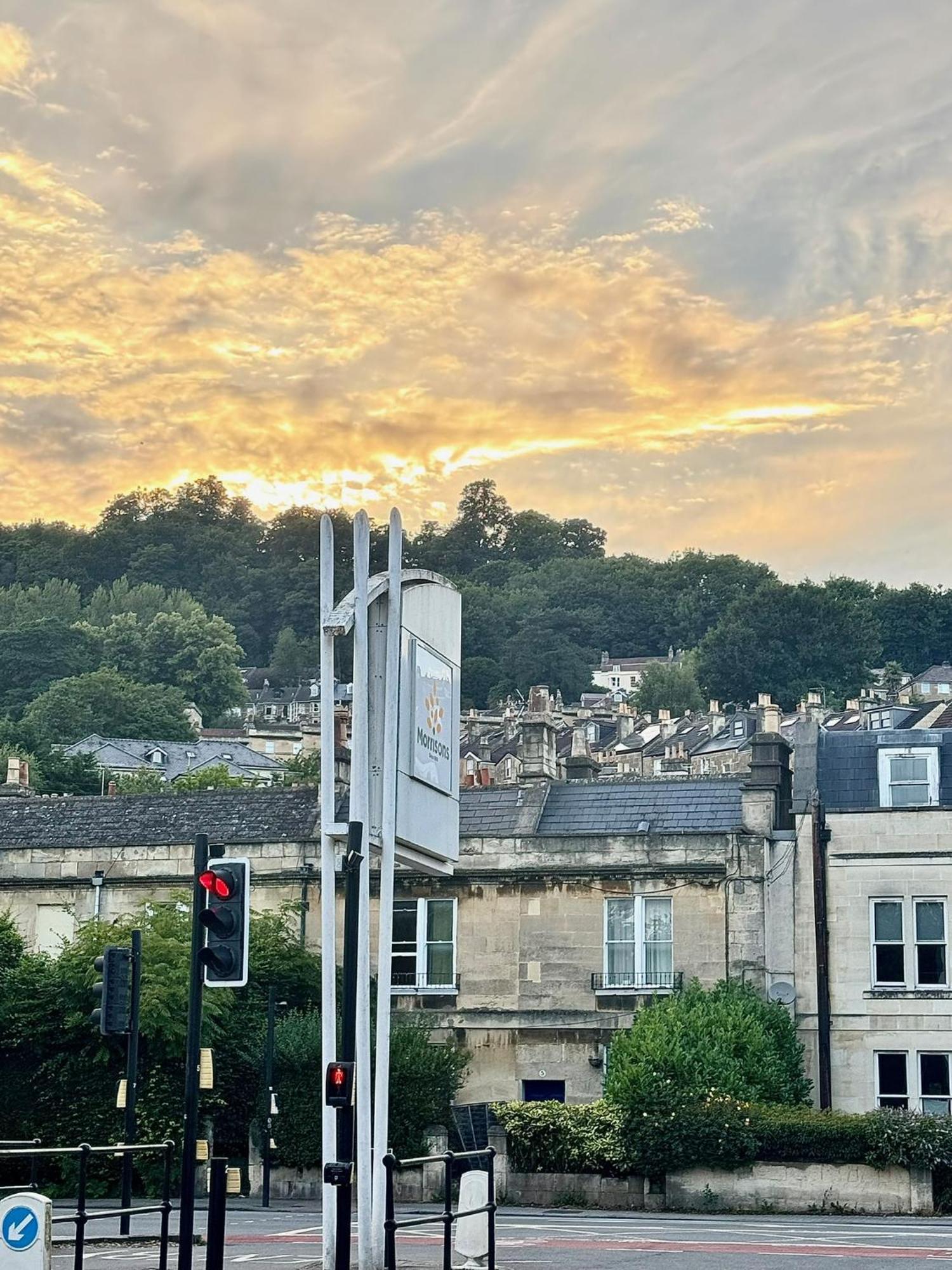 Grosvenor Apartments In Bath - Great For Families, Groups, Couples, 80 Sq M, Parking Luaran gambar