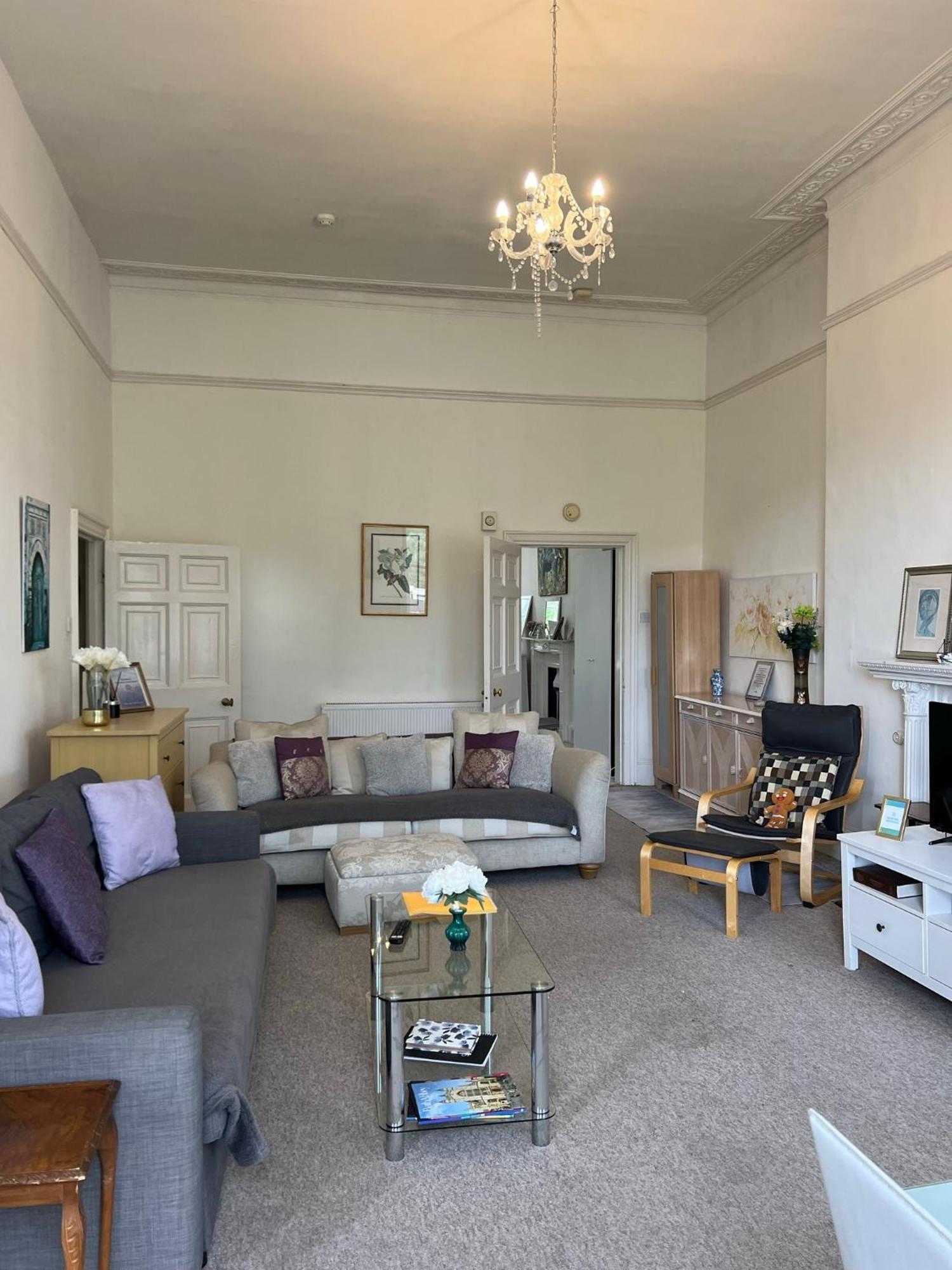 Grosvenor Apartments In Bath - Great For Families, Groups, Couples, 80 Sq M, Parking Luaran gambar