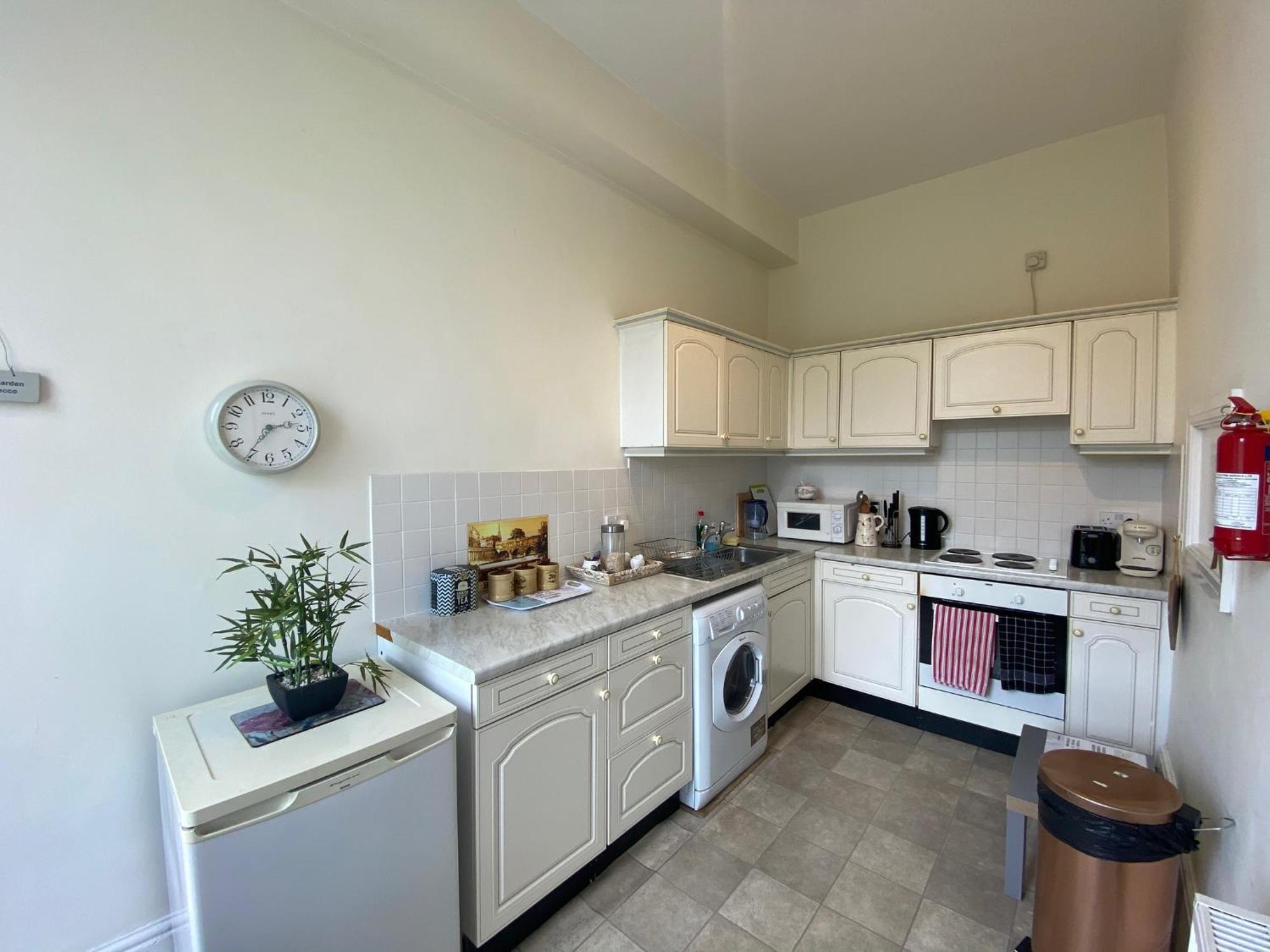 Grosvenor Apartments In Bath - Great For Families, Groups, Couples, 80 Sq M, Parking Luaran gambar