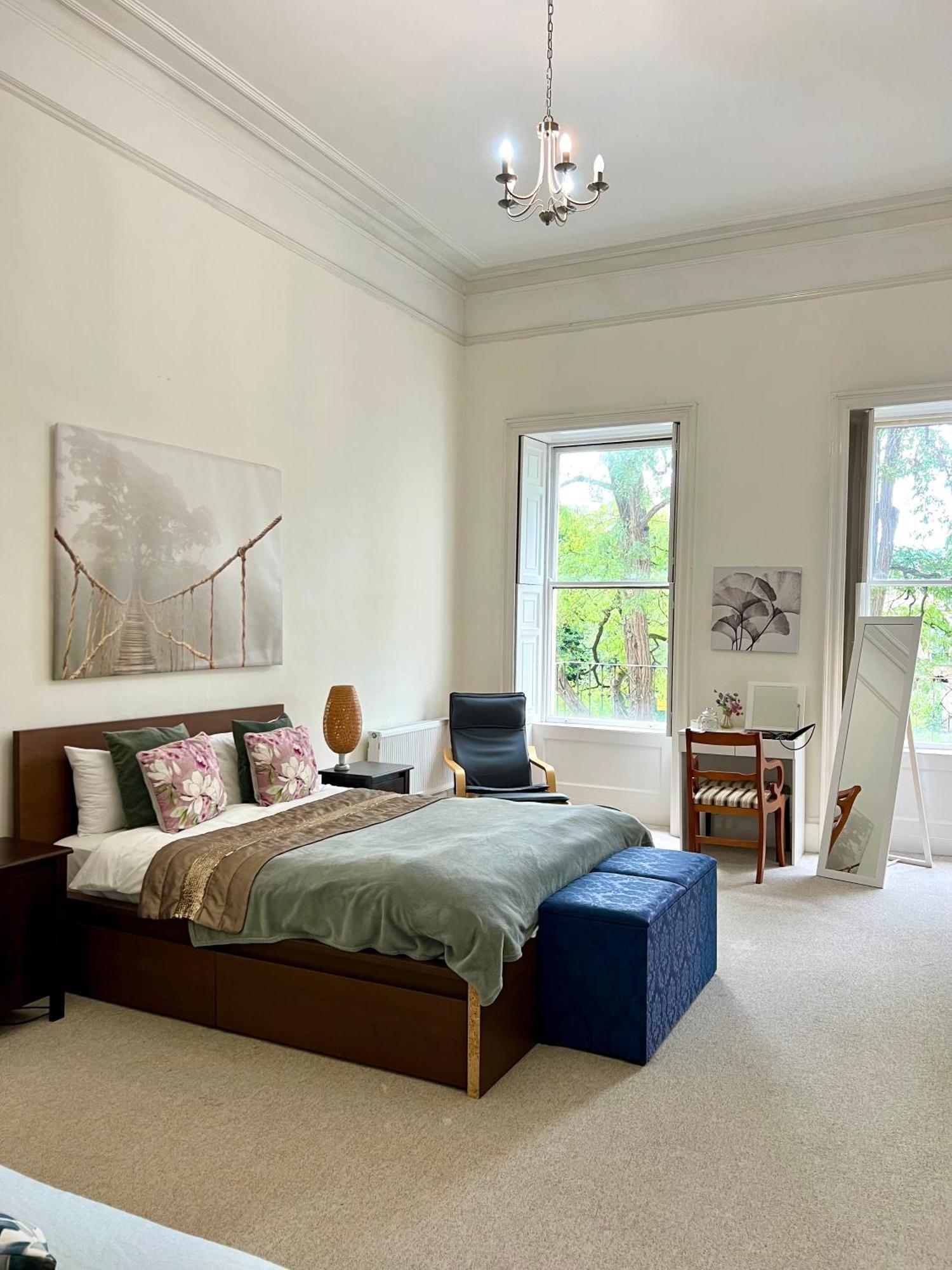 Grosvenor Apartments In Bath - Great For Families, Groups, Couples, 80 Sq M, Parking Luaran gambar